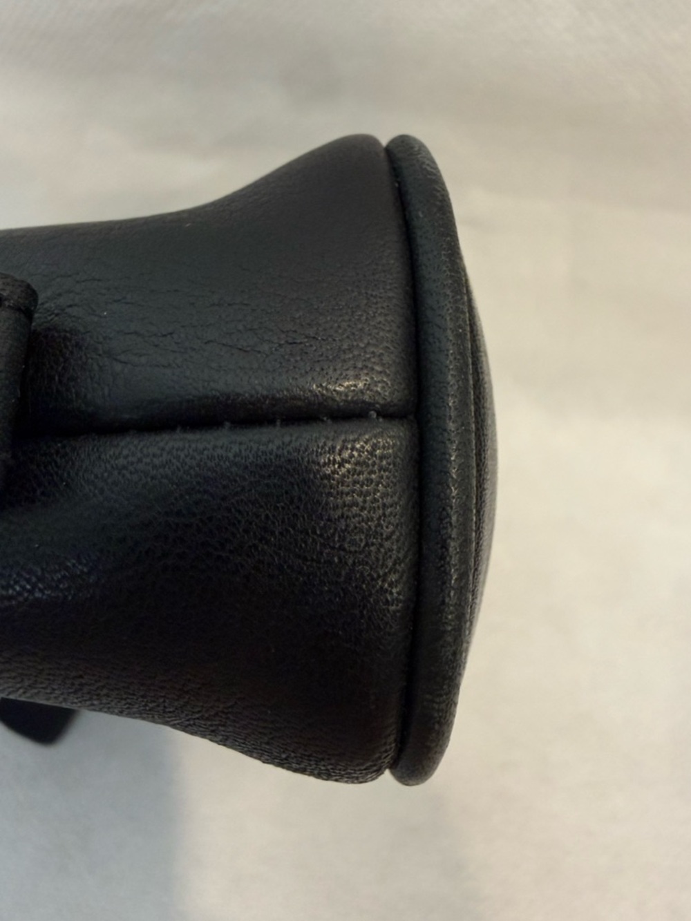 Coach Vintage Black Leather Small Zip Pouch - Picture 9 of 9
